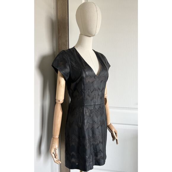 Parker Size M Serena Perforated 100% Leather Mini Dress Dark Brown $550 - Picture 6 of 16